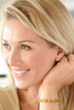 Charger l'image dans la galerie, Bracelet SOLEA - En Citrine et Quartz Rutilé avec Perles Enchâssée Plaqué Or 14K - A1523 -