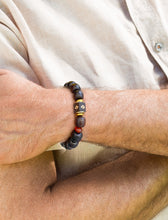 Charger l'image dans la galerie, Bracelet Porte-bonheur Tibétain en bois noir naturel - A1712