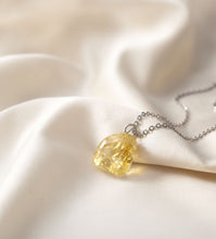 Charger l'image dans la galerie, Pendentif GLORIA - En Citrine de madagascar - A2111 -