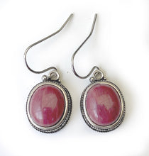 Charger l'image dans la galerie, Boucles d'Oreilles pendantes en Rhodonite - Argent massif 925- B2034