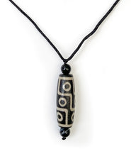Charger l'image dans la galerie, Collier Tibétain DZI à 9 Yeux - Proposé avec 2 perles de finition