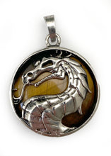 Charger l'image dans la galerie, Pendentifs Chance du Dragon - Proposé en 2 pierres de couleurs différentes -