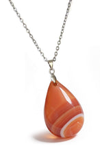 Charger l'image dans la galerie, Pendentif en Cornaline Orange - Acier Inoxydable argenté- D1959 -