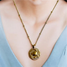 Charger l'image dans la galerie, Le pendentif du Zodiaque Doré - 12 signes -