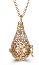 Charger l'image dans la galerie, Pendentif d'aromathérapie Goutte doré et Strass - D1774 -