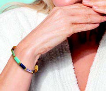 Charger l'image dans la galerie, Bracelet 7 Chakras Pierres Naturelles Tubes Plaqué Or 18K - A1437 -