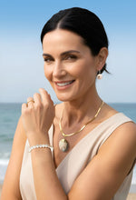 Charger l'image dans la galerie, Bracelet en conque - A1714