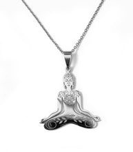 Charger l'image dans la galerie, Pendentif Bouddha Méditation - Proposé en Doré ou en Argenté -