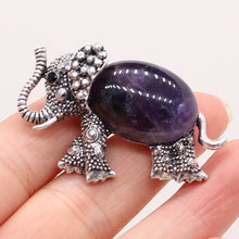 Charger l'image dans la galerie, Broche Eléphant Porte Bonheur - Proposée en 7 pierres de couleurs différentes -