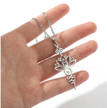 Charger l'image dans la galerie, Pendentif de Paix Intérieure et d'Harmonie - D1275 -