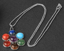 Charger l'image dans la galerie, Pendentif Fleur 7 Chakras - D1084 -