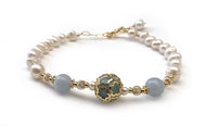 Bracelet MALIA - En Cristal Bleu avec Perle Enchâssée et Perles d'Eau Douce - A1521 -