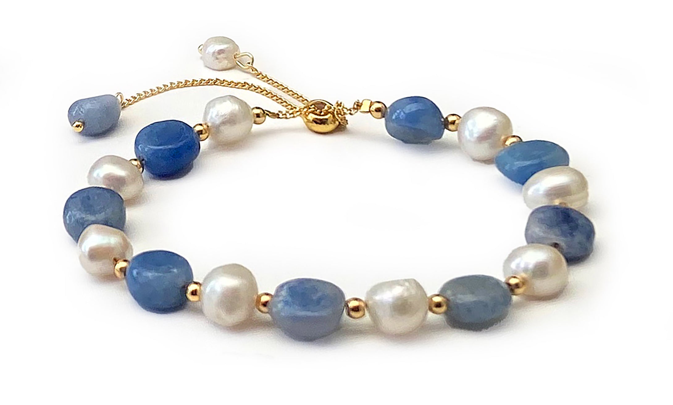 Bracelet SERENA - En Cristal Bleu et avec Perles d'Eau Douce - A1527 -