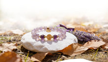 Charger l'image dans la galerie, Bracelet ALIENOR  Plaqué Or &amp; Améthyste Lavande et Violette - A2110 -
