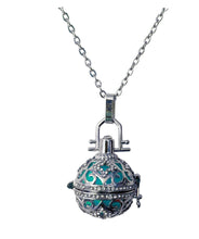 Charger l&#39;image dans la galerie, Pendentif d&#39;aromathérapie Arabesques &amp; Strass - D1918 -
